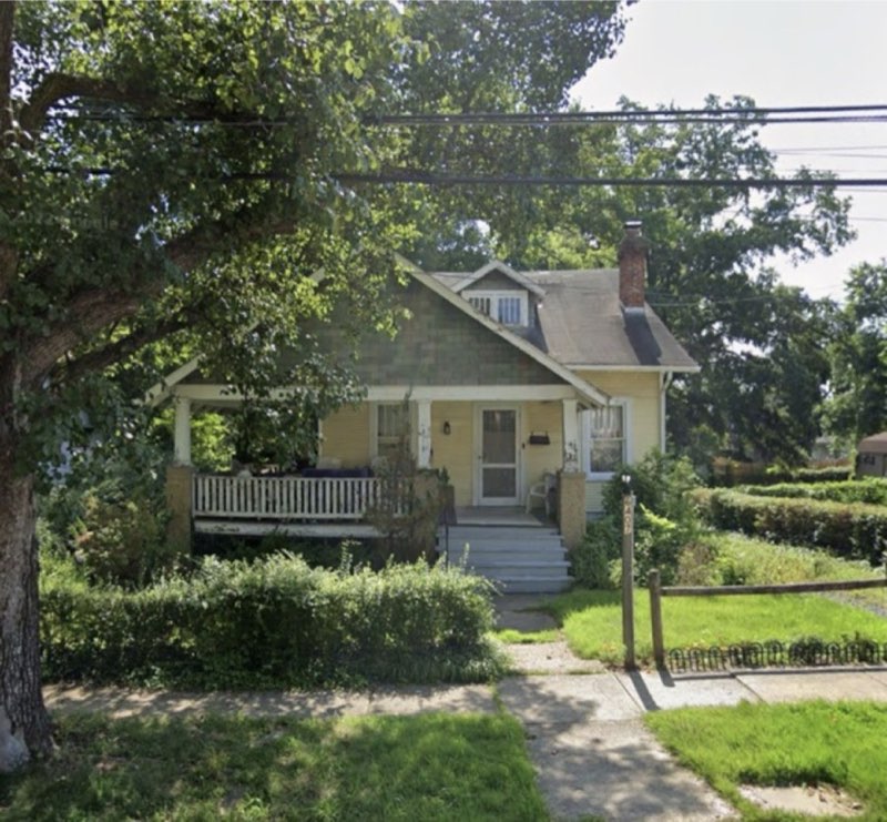45th Pl, Riverdale