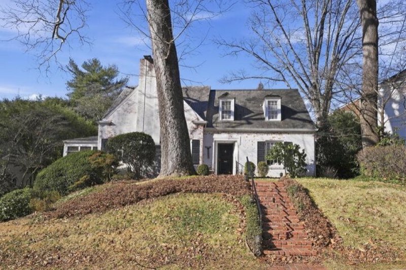 5216 Farrington Rd., Bethesda, MD
